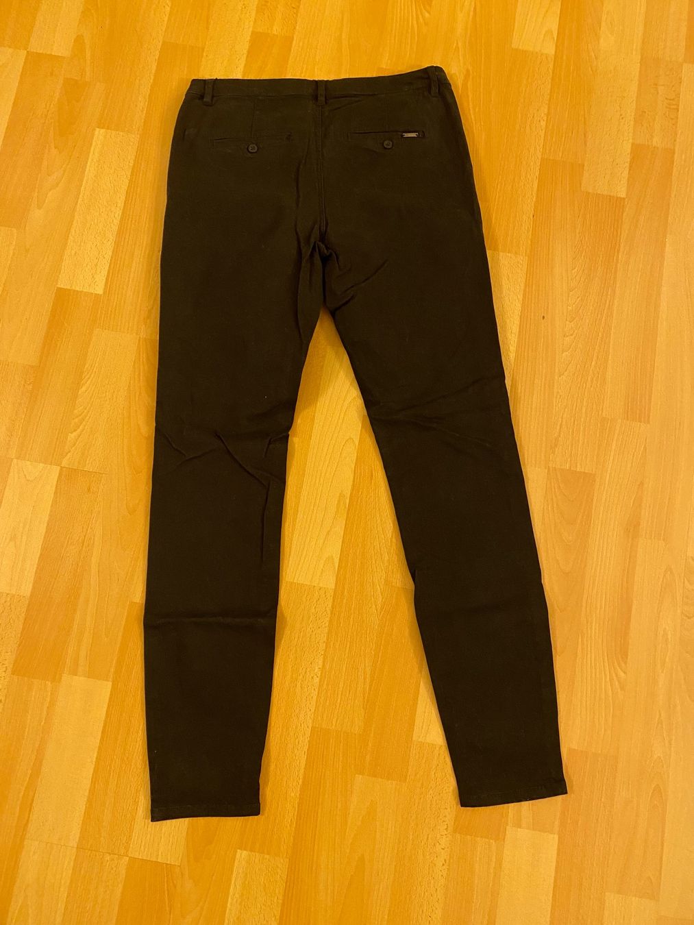 C&A Pantaloni: Hose schwarz Gr 38 – Usato da Zürich venduto da Herbion1 1