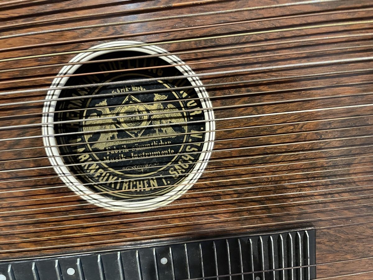 Strumenti musicali: Zither für Restauration – Usato da Suhr venduto da Occasion_2026 1