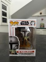 Funko Pop Star Wars Mandalorian with The Child 402