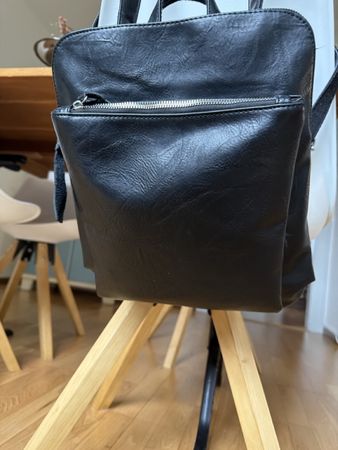 Neuer schwarzer Leder Rucksack