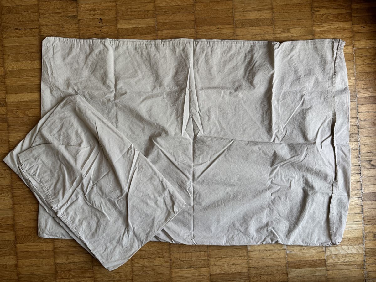 Bettwäsche: Beige Cotton Pillowcase Set – Gebraucht aus Effretikon von expiredrice