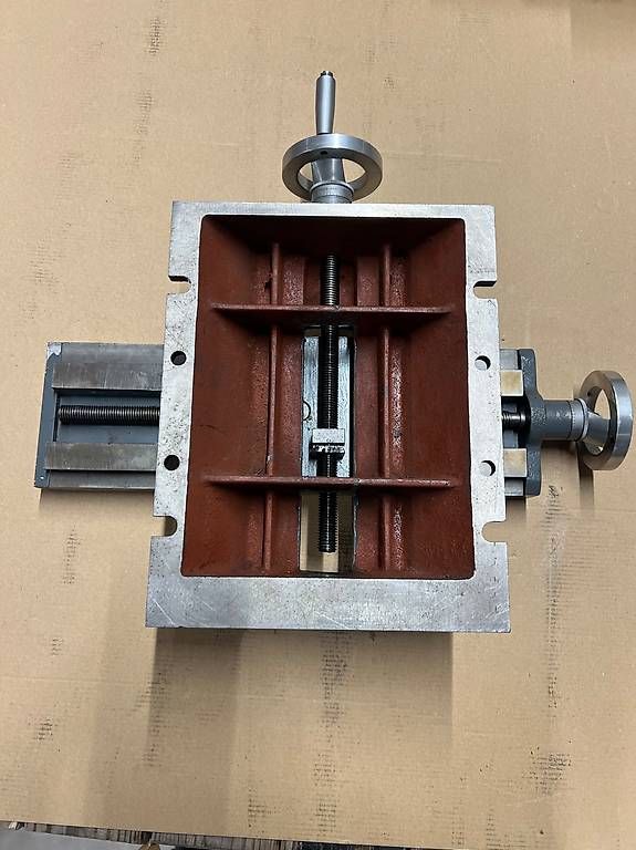Metall- & Schlosserei Sonstiges: Kreuztisch Werkzeugmaschine – Gebraucht aus Brunnen von san_9qlb 2