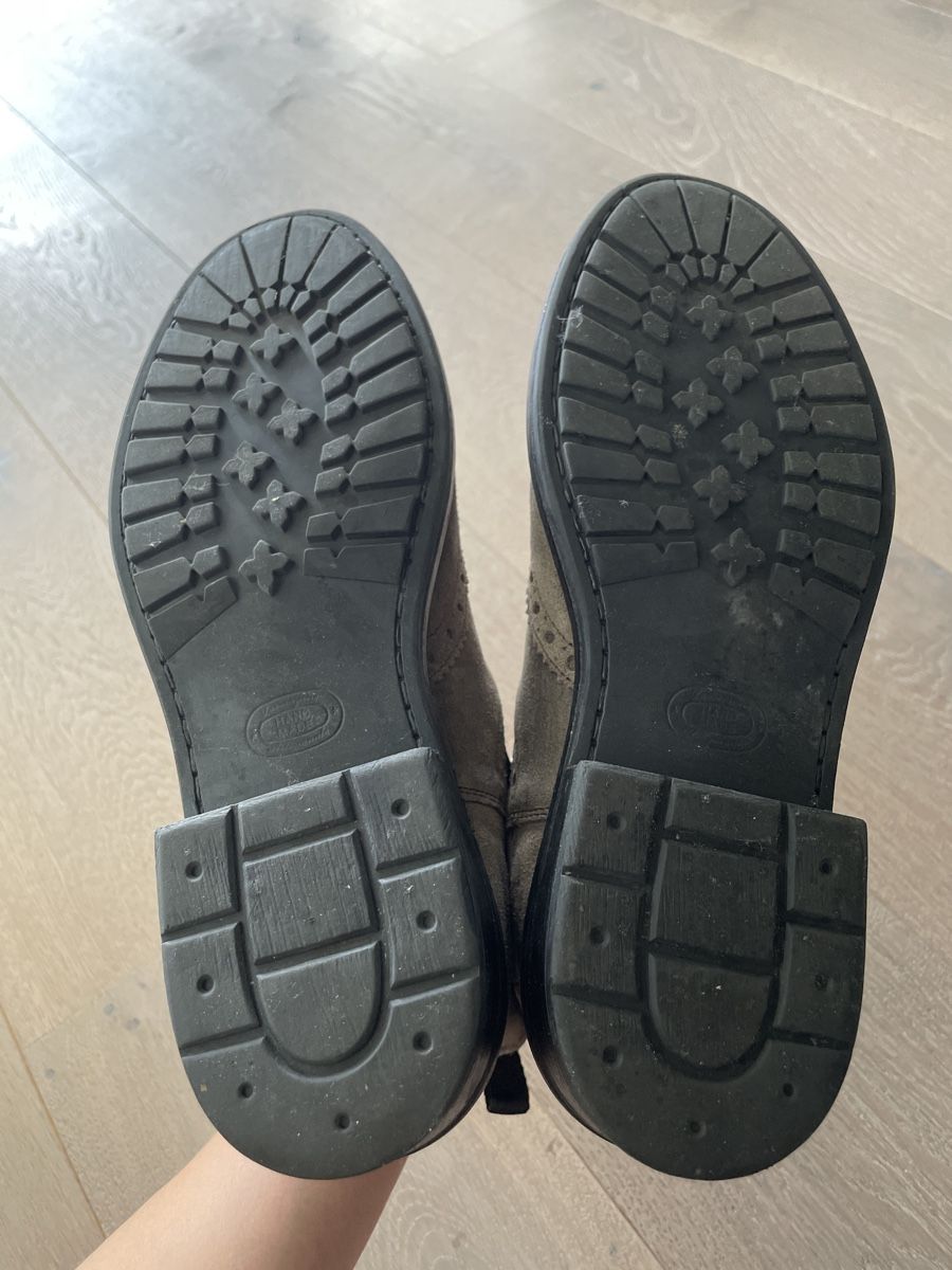 Scarpe da donna: Graue Wildleder-Stiefeletten Grösse 39 – Nuovo (secondo la descrizione) da Uster venduto da fas_q2ft 4