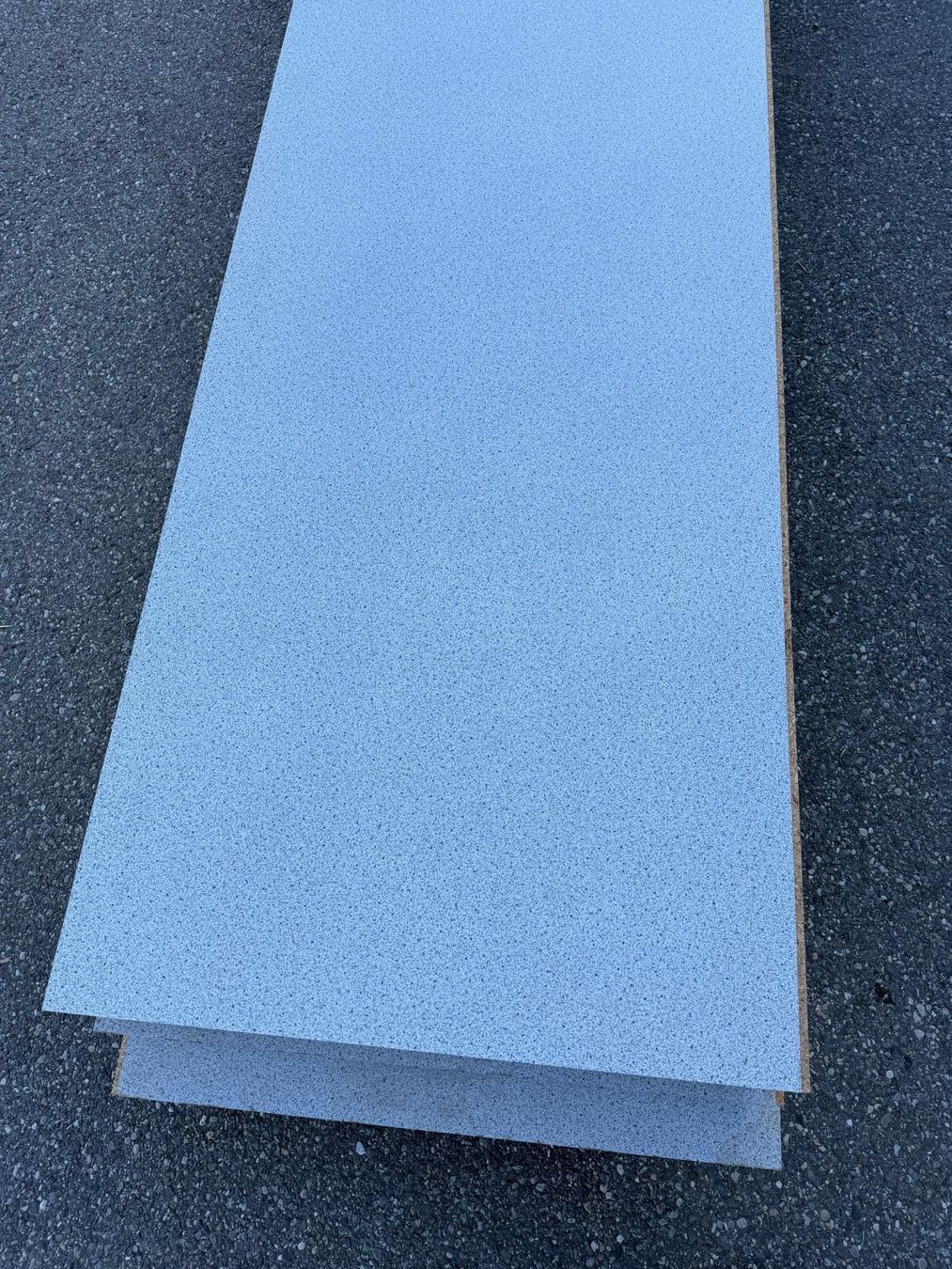 Piatti di portata: Spanplatten 40mm mineralisch beschichtet 62m2 – Usato da Flumenthal venduto da Nanuk7 5