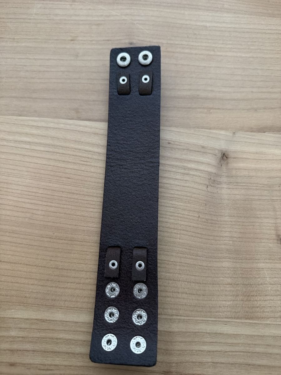 Bracelets: Leder-Armband – Neuf (Voir description) à Münchenstein par mjaaxx 1