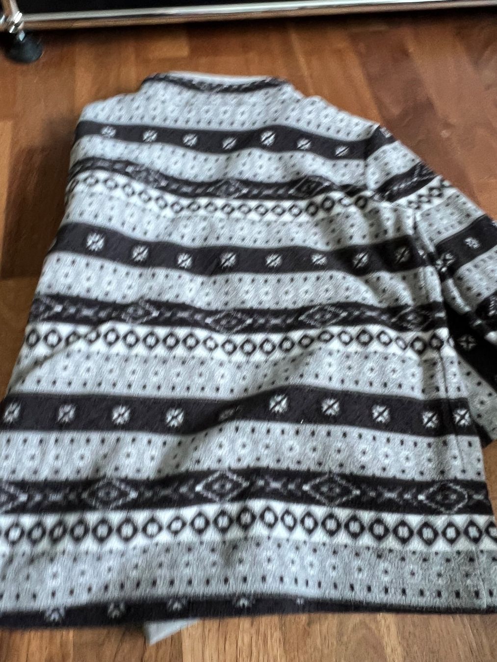 Jack Wolfskin Maglioni & Felpe: Jack Wolfskin Fleece-Pulli, 128 – Usato da Jona venduto da Sariksa 2