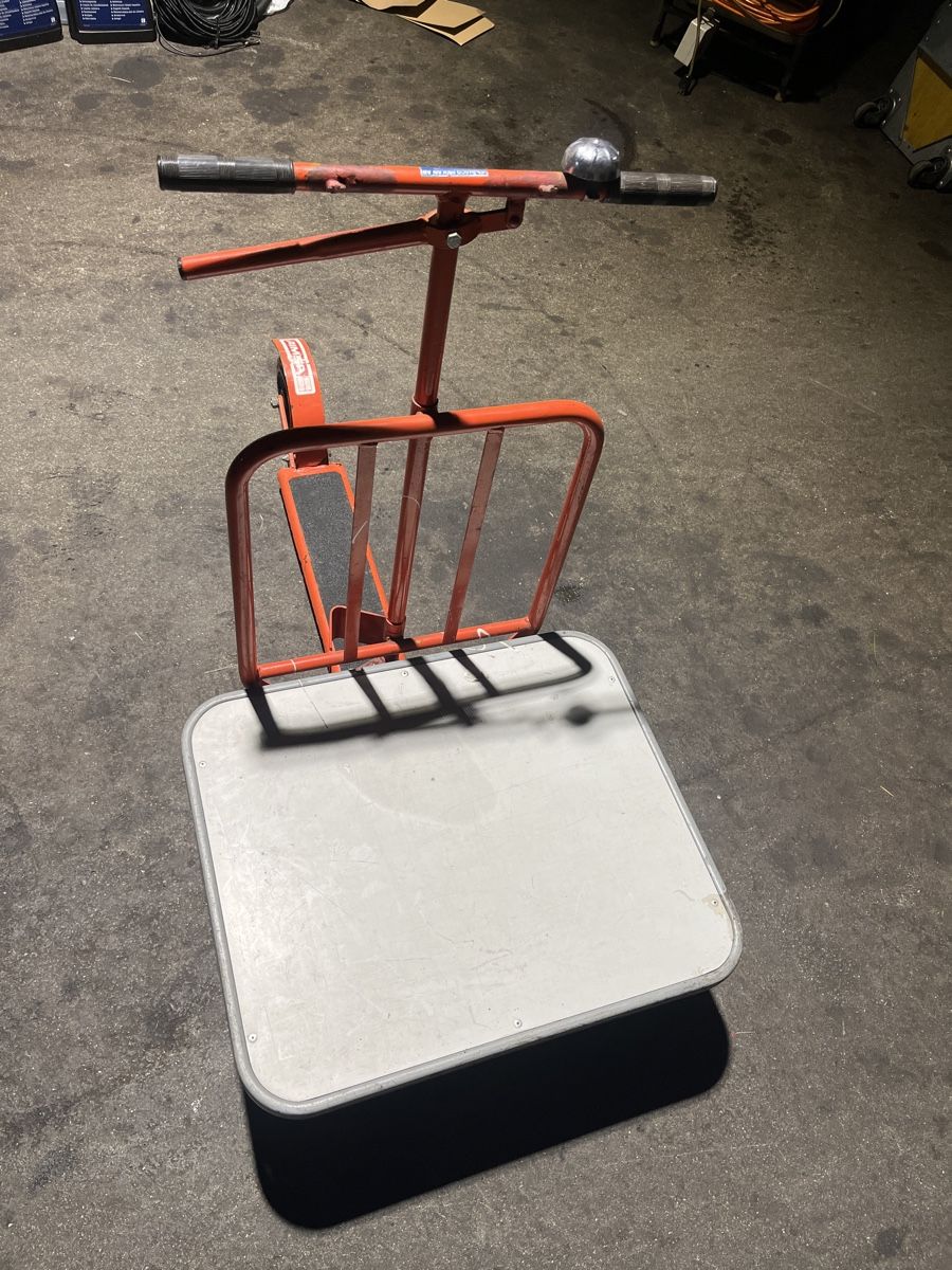Scooter: Betriebsroller / Lasten Scooter – Usato da Tann venduto da Mad_less 1