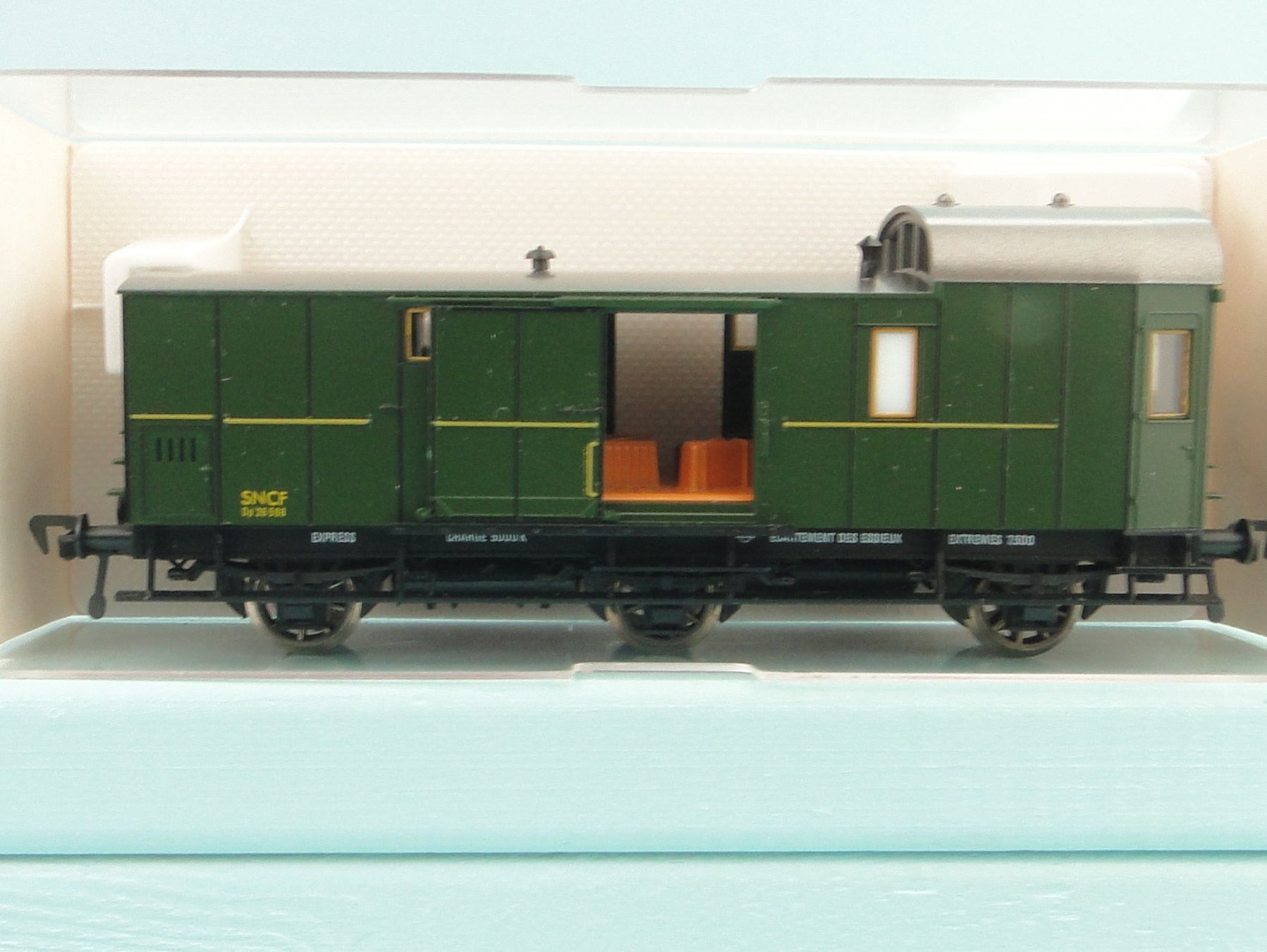 Fleischmann Modellini di ferrovie: Fleischmann 5095 SNCF Gepäckwagen, NEU – Usato da Bülach venduto da cann11