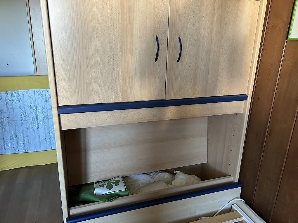 Pfister Letti: Bett mit oder ohne "Kasten" – Usato da Unterengstringen venduto da NicoleA0102 4