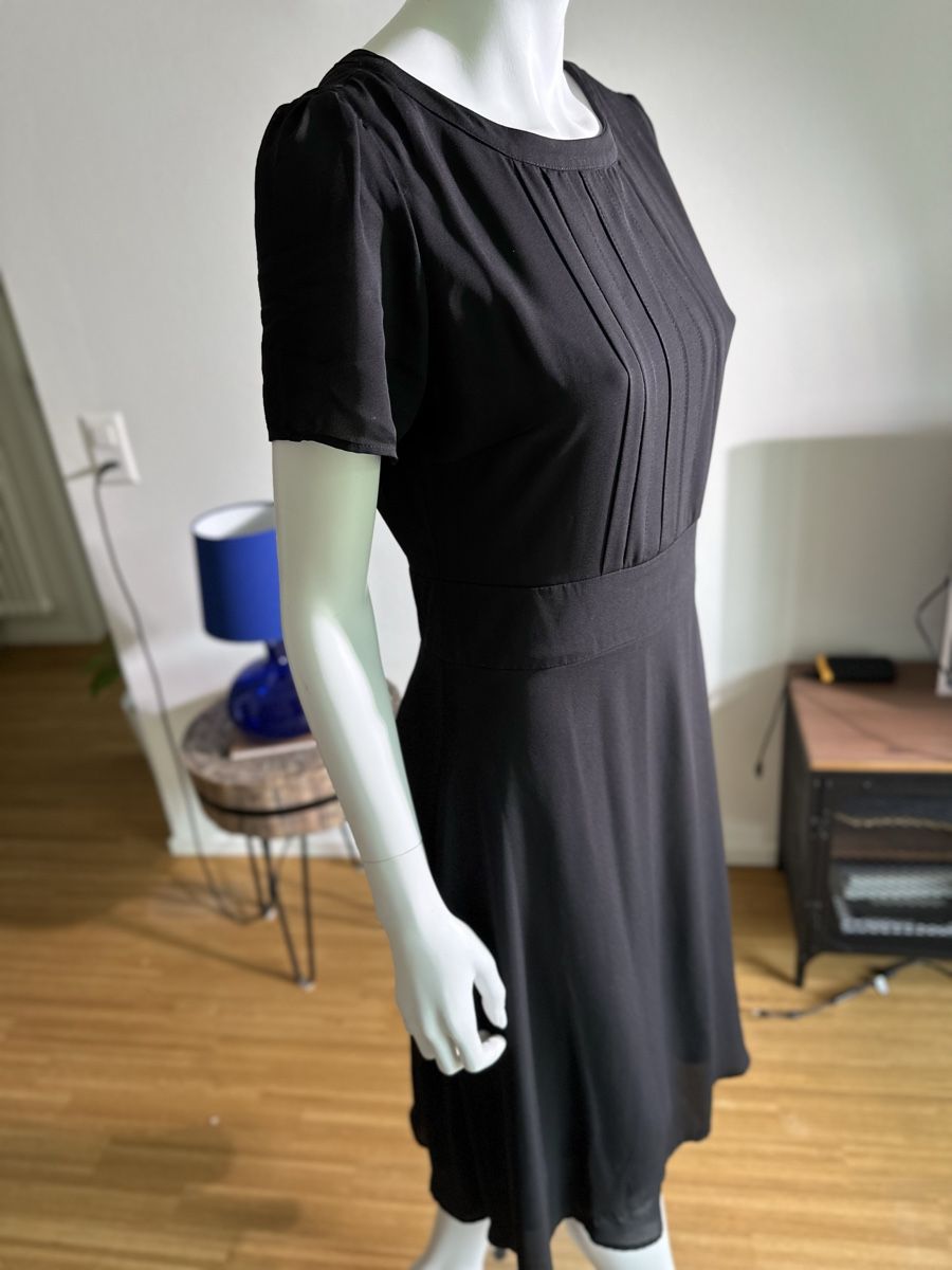 Mint & Berry Vestiti: Damenkleid von Mint&Berry – Usato da Adliswil venduto da RicPro 1
