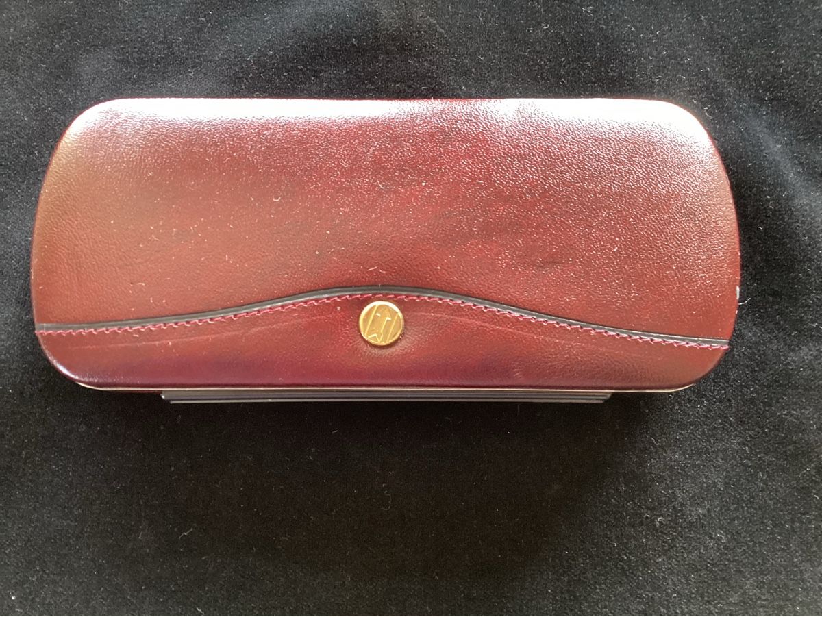Altro in  Abbigliamento & Accessori: Goldpfeil,,Brillenetui – Nuovo (secondo la descrizione) da Salenstein venduto da Esprit57