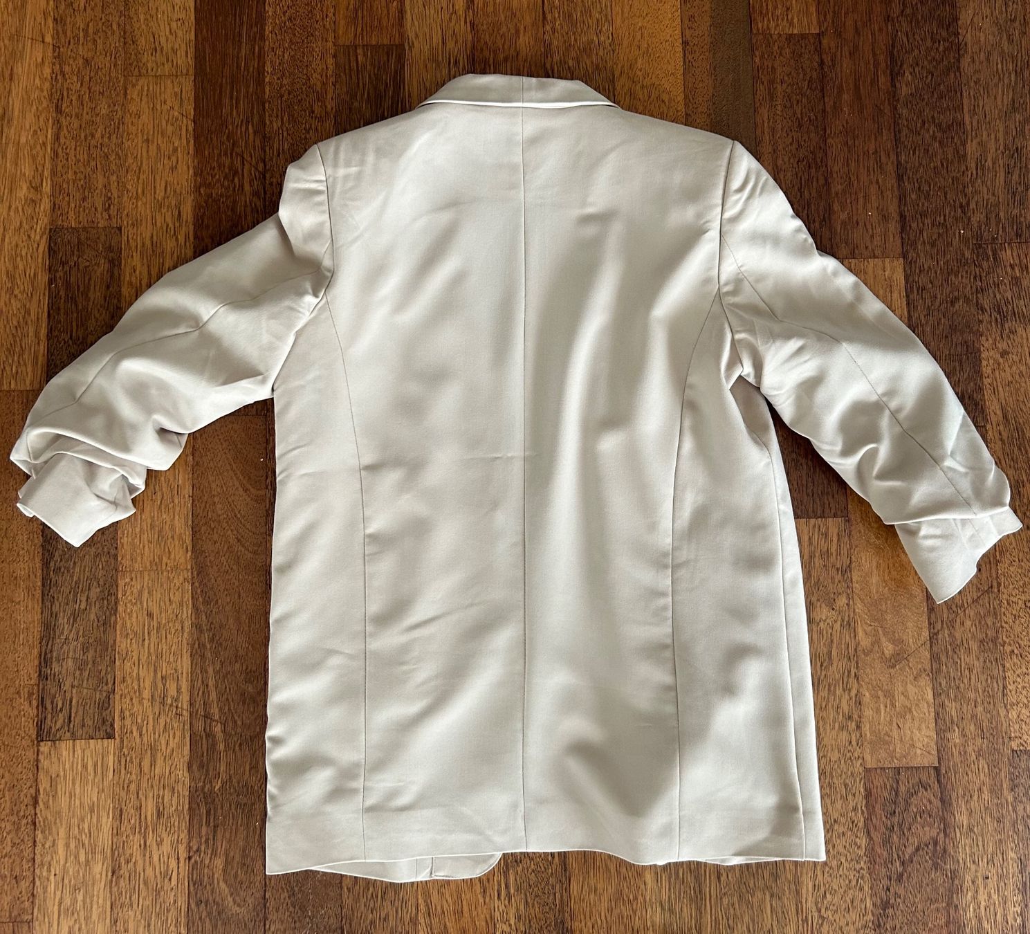 Vila Giacche: Blazer Vila, beige,  M – Usato da Seuzach venduto da Megane1 1