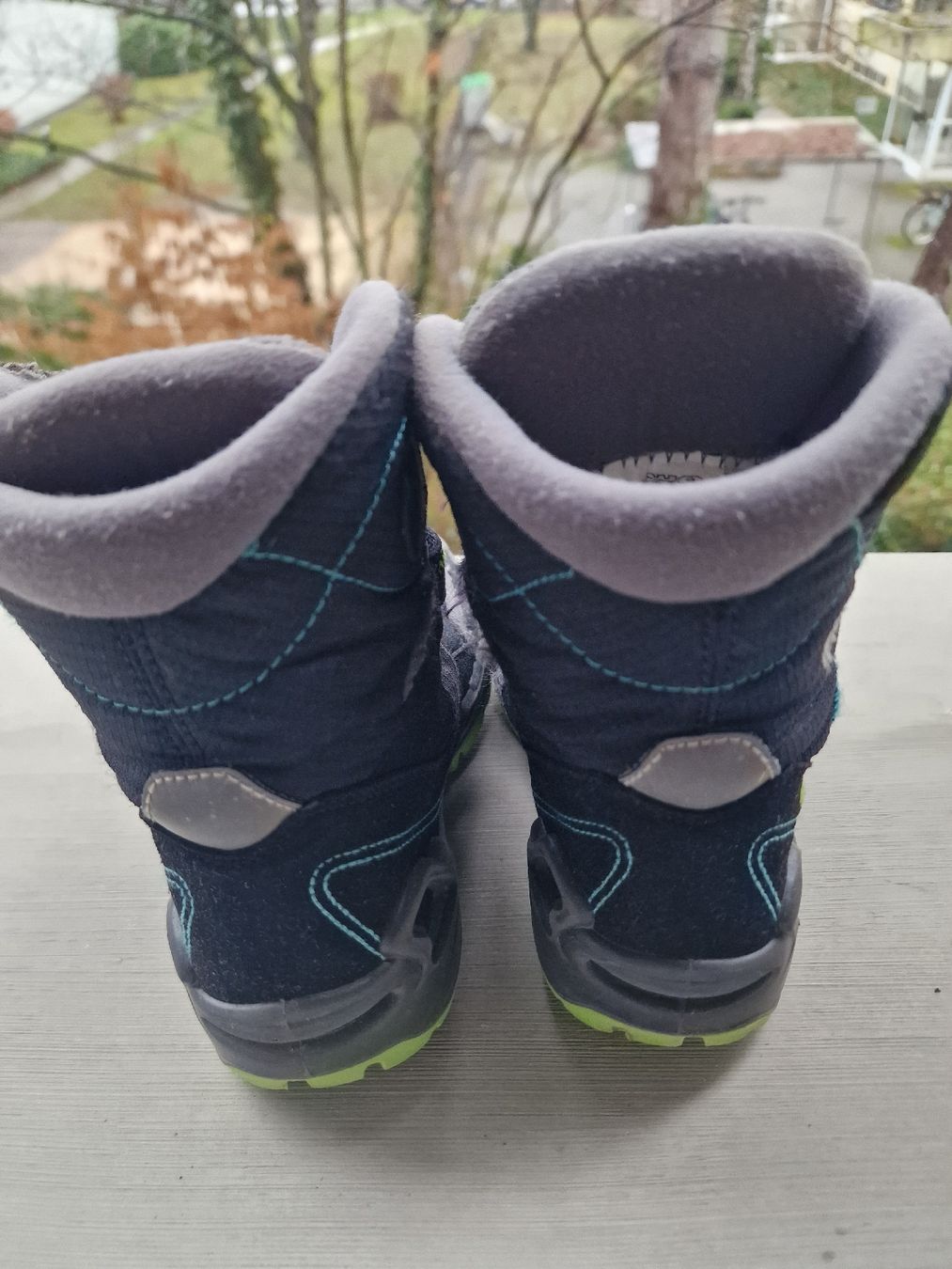 Lowa Scarpe per ragazzi: Lowa Winterstiefel Gr.30 – Usato da Basel venduto da chingson 1