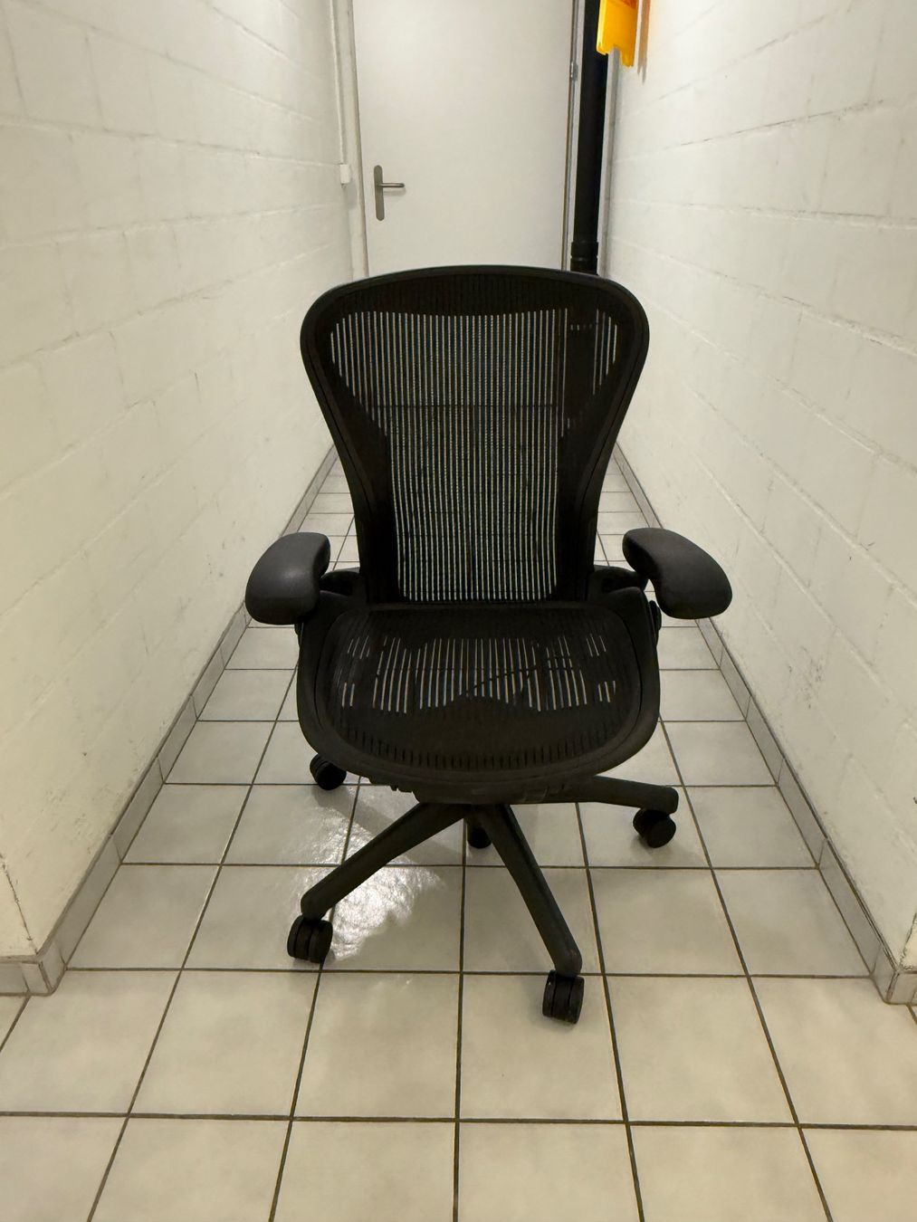 Herman Miller Stühle: Herman Miller Aeron Size B – Gebraucht aus Frauenfeld von Elooooo 2