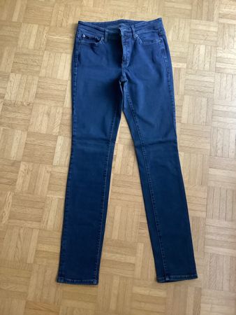 Cambio Damen Jeans dunkelblau Grösse 40 guter Zustand