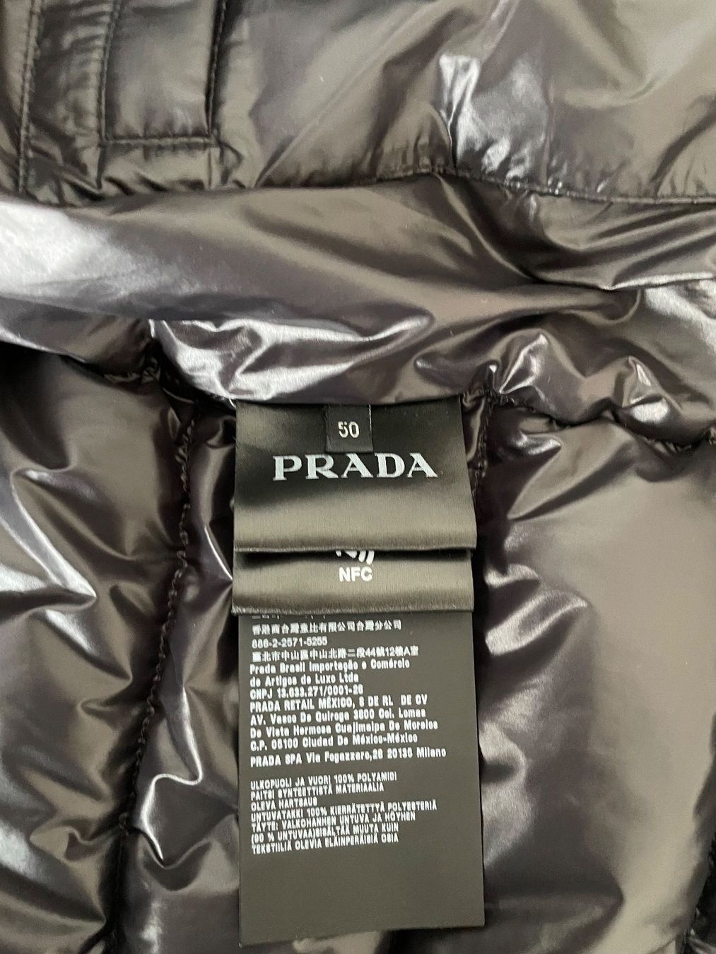 Prada Gilets: Prada Daunen Weste – Neuf (Voir description) à Lengnau AG par AJ2001 3