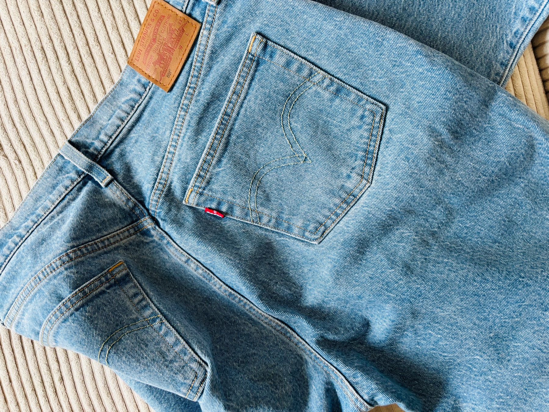 Levi's Jeans: Levi's Jeans Damen 29/ 32 – D'occasion à Basel par met_d6zt 2