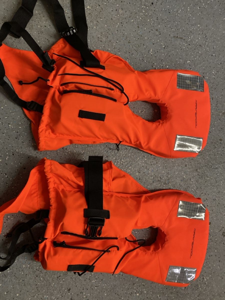 Giubbotti di salvataggio: 2 Kinderschwimmwesten – Nuovo (secondo la descrizione) da Wohlenschwil venduto da Chabischopf95
