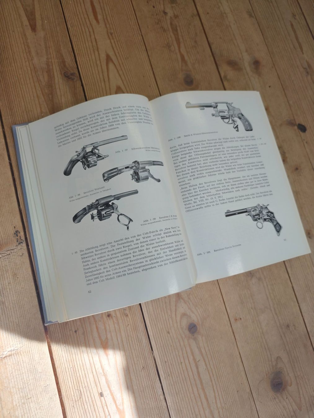 Libri: Buch Faustfeuerwaffen G. Bock-W. Weigel – Usato da Goldswil b. Interlaken venduto da troedlermarkt-goldsw 4