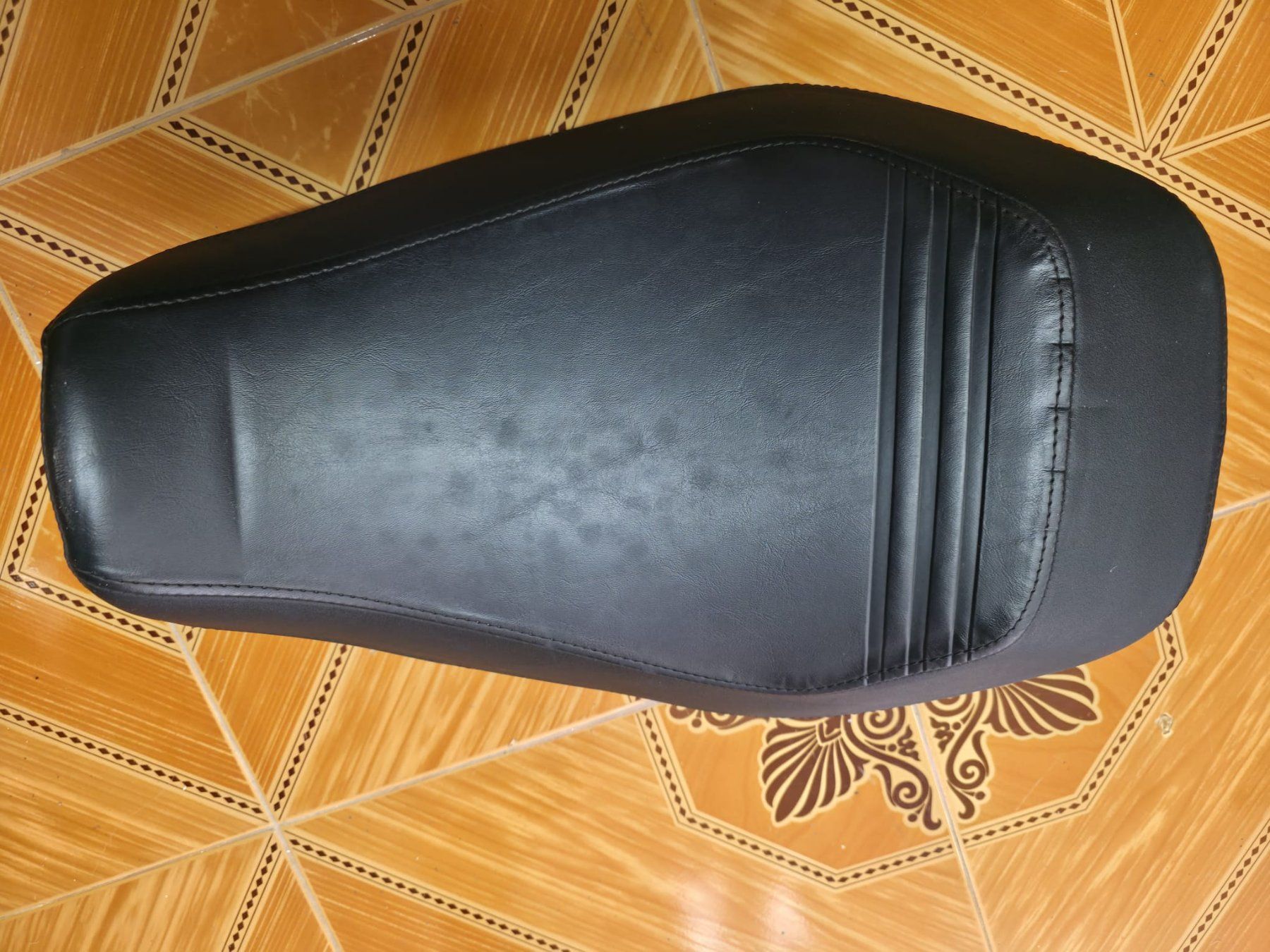 Harley-Davidson Tutti i ricambio per moto: Original Sattel zu RH 975 – Usato da Kölliken venduto da Handycraft
