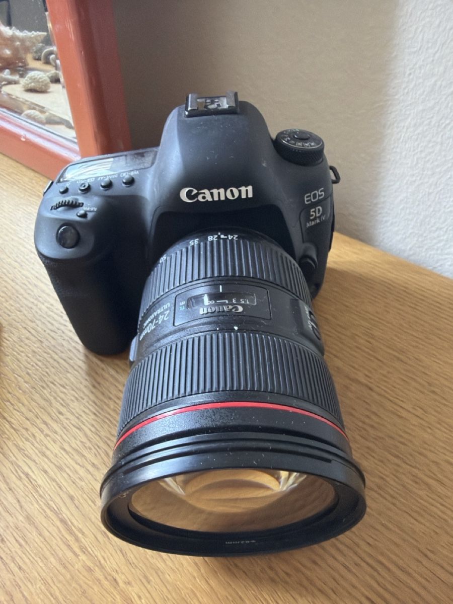 Canon Fotocamera: Canon EOS 5D Mark IV Camera with 3 Lenses – Usato da Basel venduto da cei_5scv 1