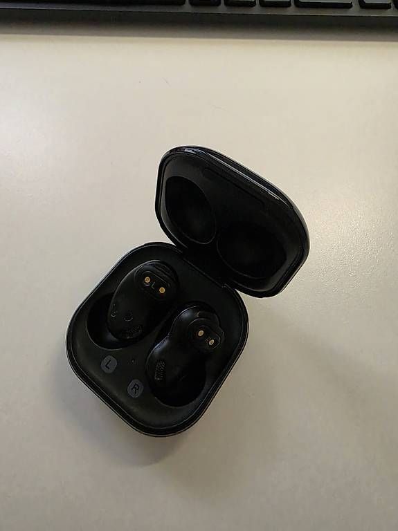 Casques audio: Kopfhörer Samsung Galaxy Buds Live – D'occasion à Rieden AG par Sandra_Waldburger 1