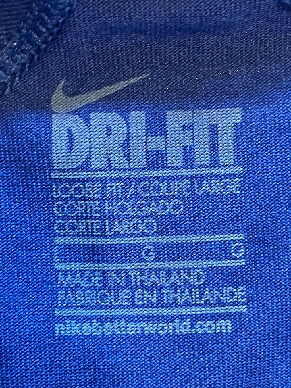 Nike Top: Nike Sport Top Sz L – Usato da Zürich venduto da le_souk 2