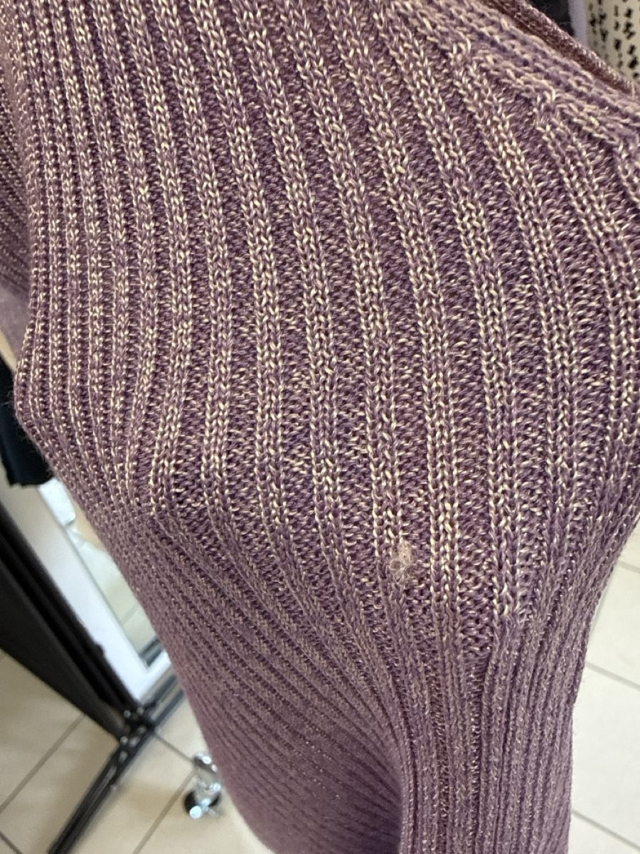 Tops: Dixie violet top Size M  – D'occasion à Lugano par TheUniversalClothing 2