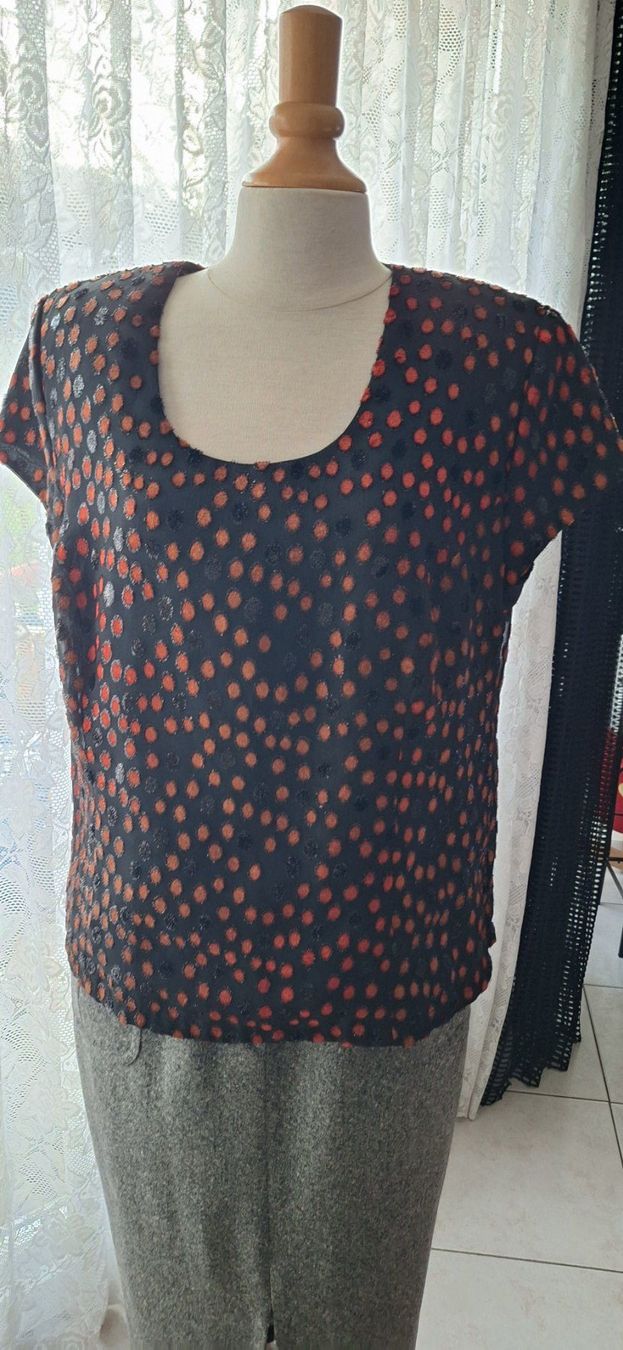 Camicette: Chemisier Vintage 40-42 – Usato da St-Triphon venduto da Jldr0 1