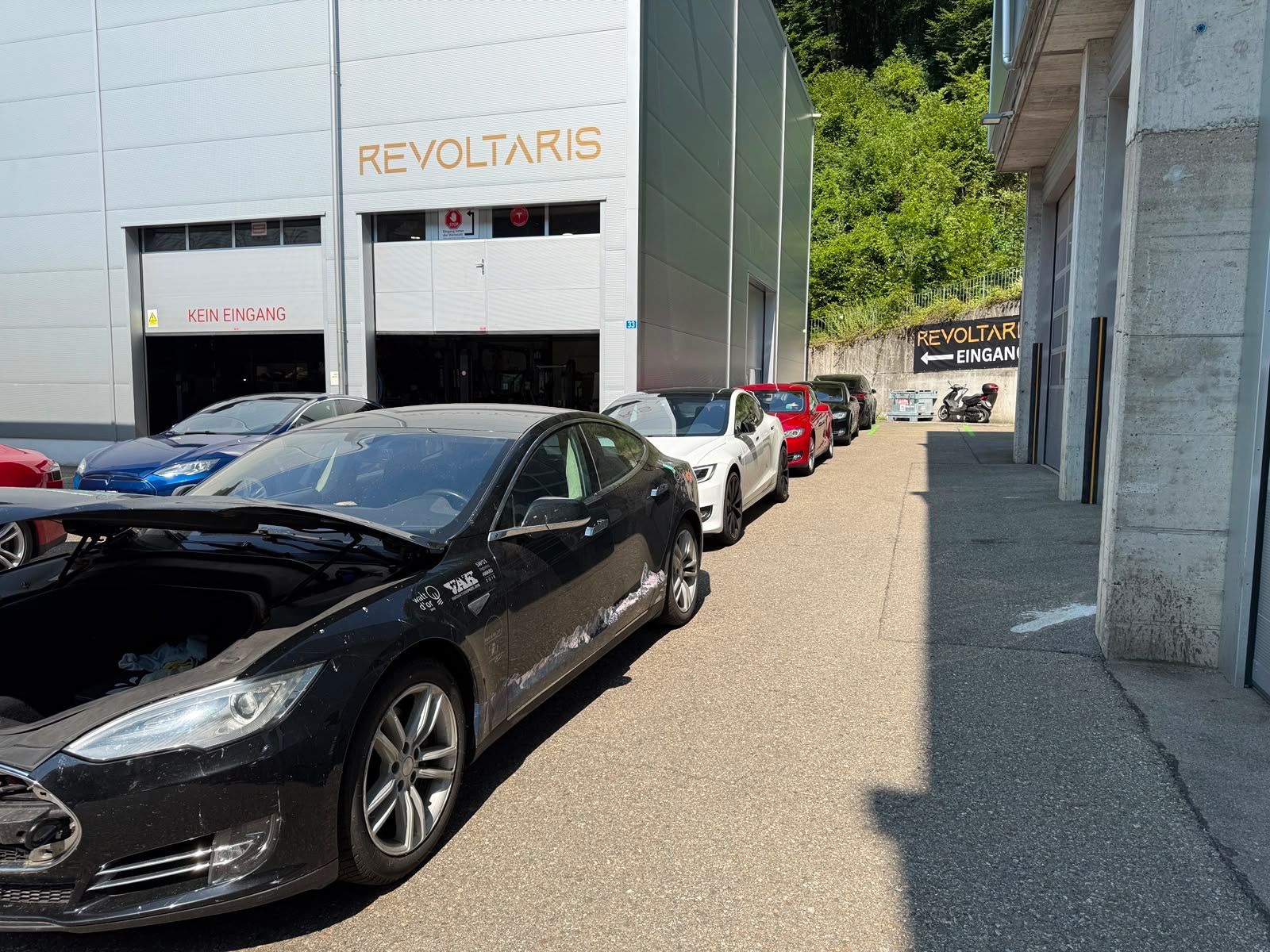 Tesla Autos: Tesla Model S 70,  schwarz,  Motor defekt,  Akku top! – Defekt aus Leuzigen von mac_s5sn 7