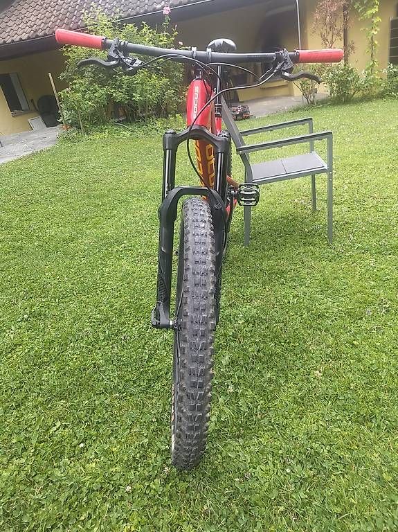 Vélos: Carbon Mountainbike fully Focus SAM Enduro L – D'occasion à Frutigen par Daniel_Fru 3