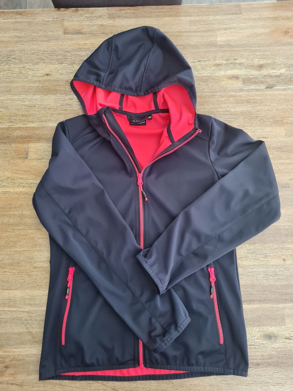 Giacche & Cappotti: Softshelljacke CMP dunkelblau/pink Gr. 164 – Nuovo (secondo la descrizione) da Nesselnbach venduto da paradiese77