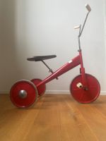 Rotes Dreirad von Kemp