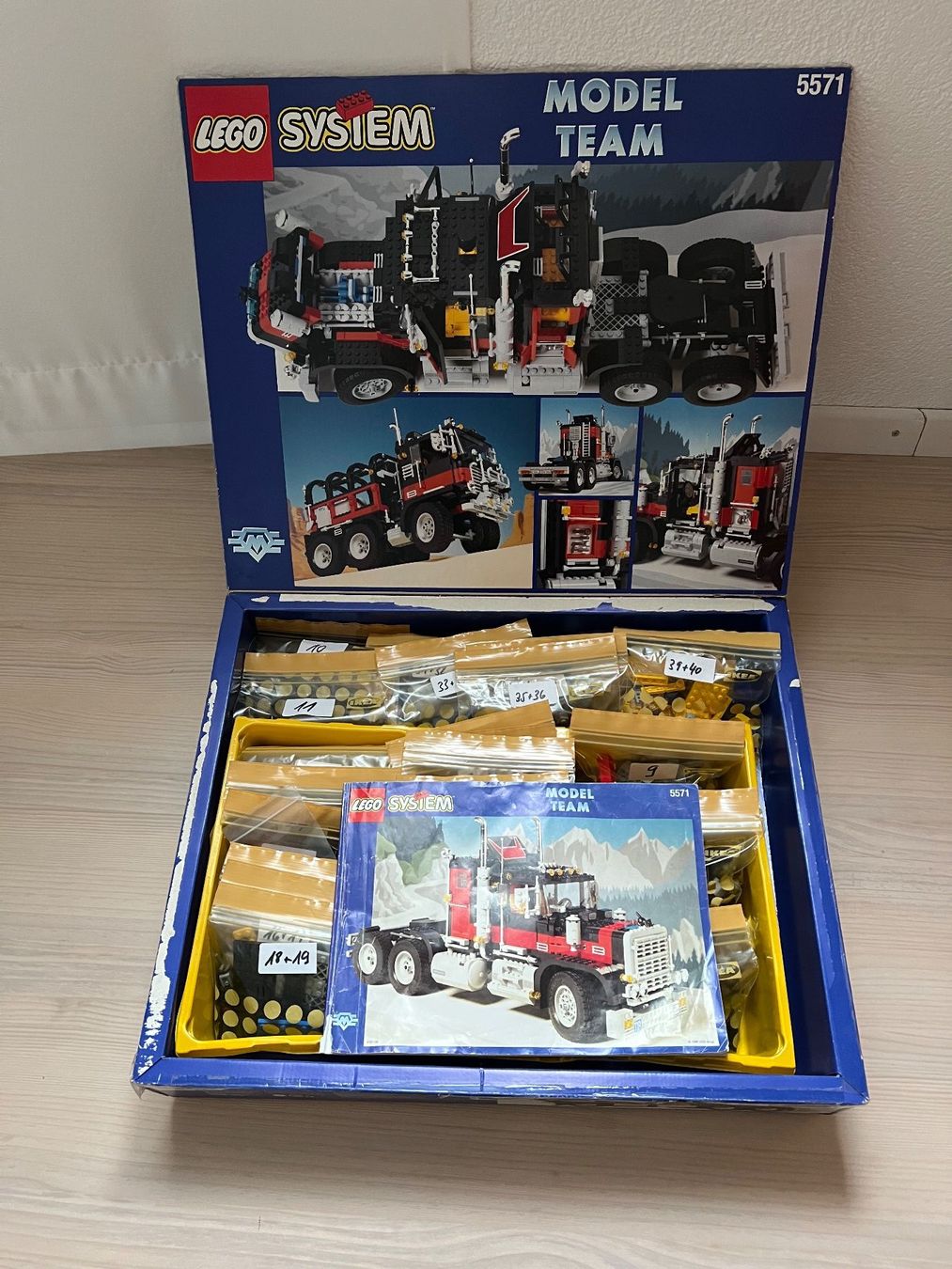Lego Kit di costruzioni: Lego System 5571 Model Team Truck – Usato da Mönchaltorf venduto da Hans572 3