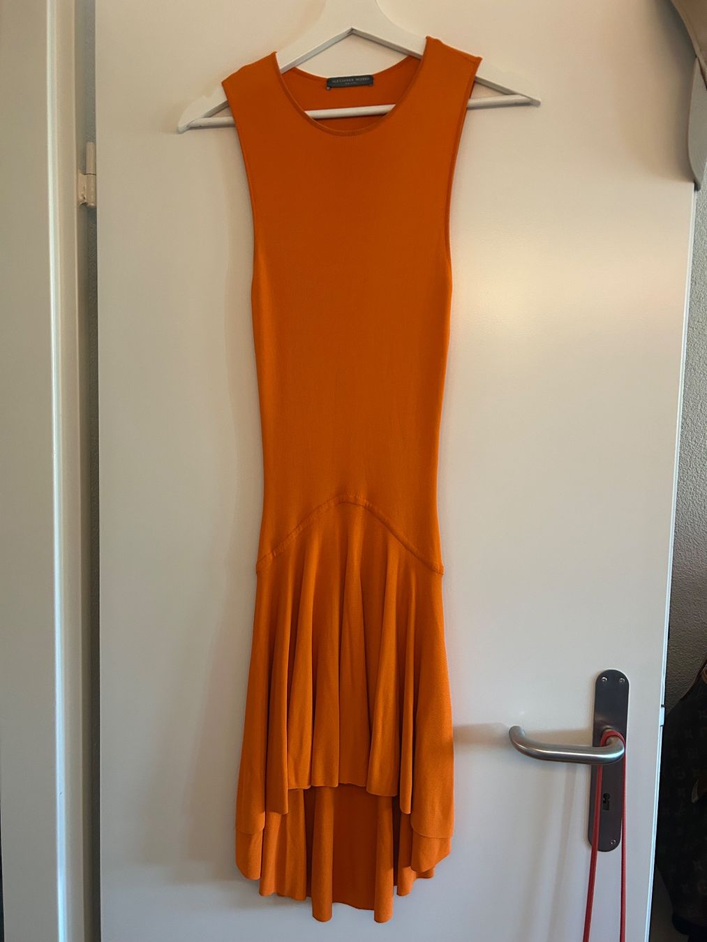 Alexander Mcqueen Kleider: Robe Alexander McQueen orange - Taille 36 – Gebraucht aus Solothurn von MO_C23