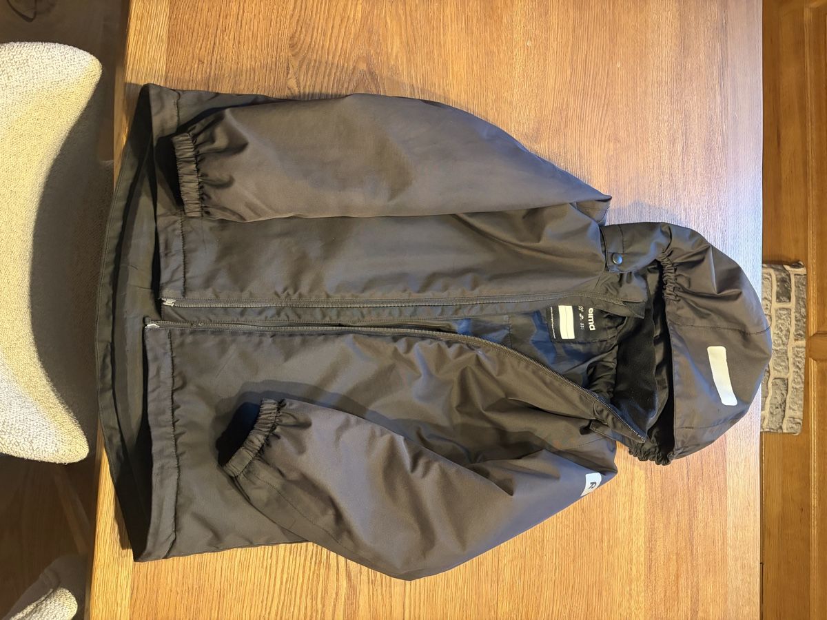 Reima Vestes & Manteaux: Reima winterjacke – D'occasion à Uebeschi par lee-elle