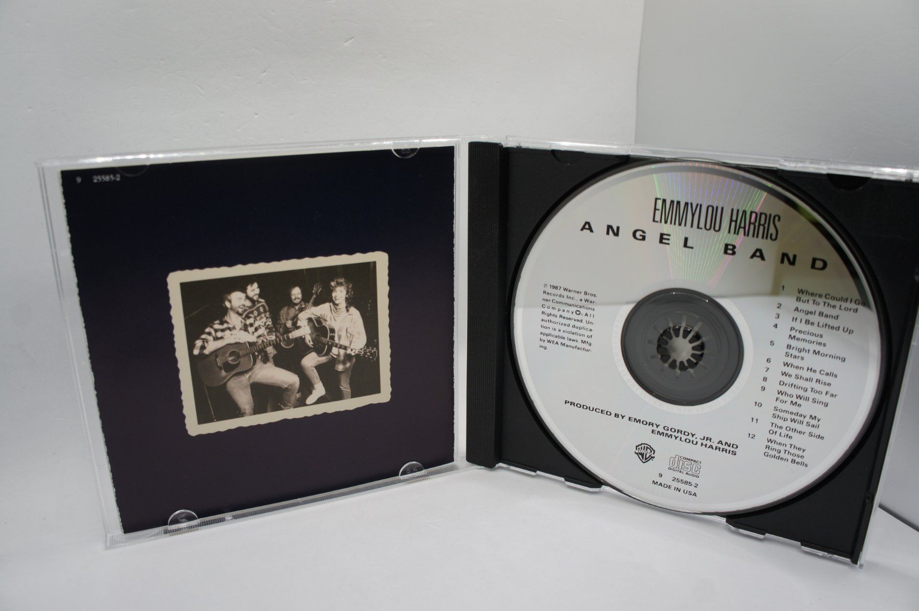 CD: CD Emmylou Harris - Angel Band – Usato da Ernetschwil venduto da luisvonerni 1