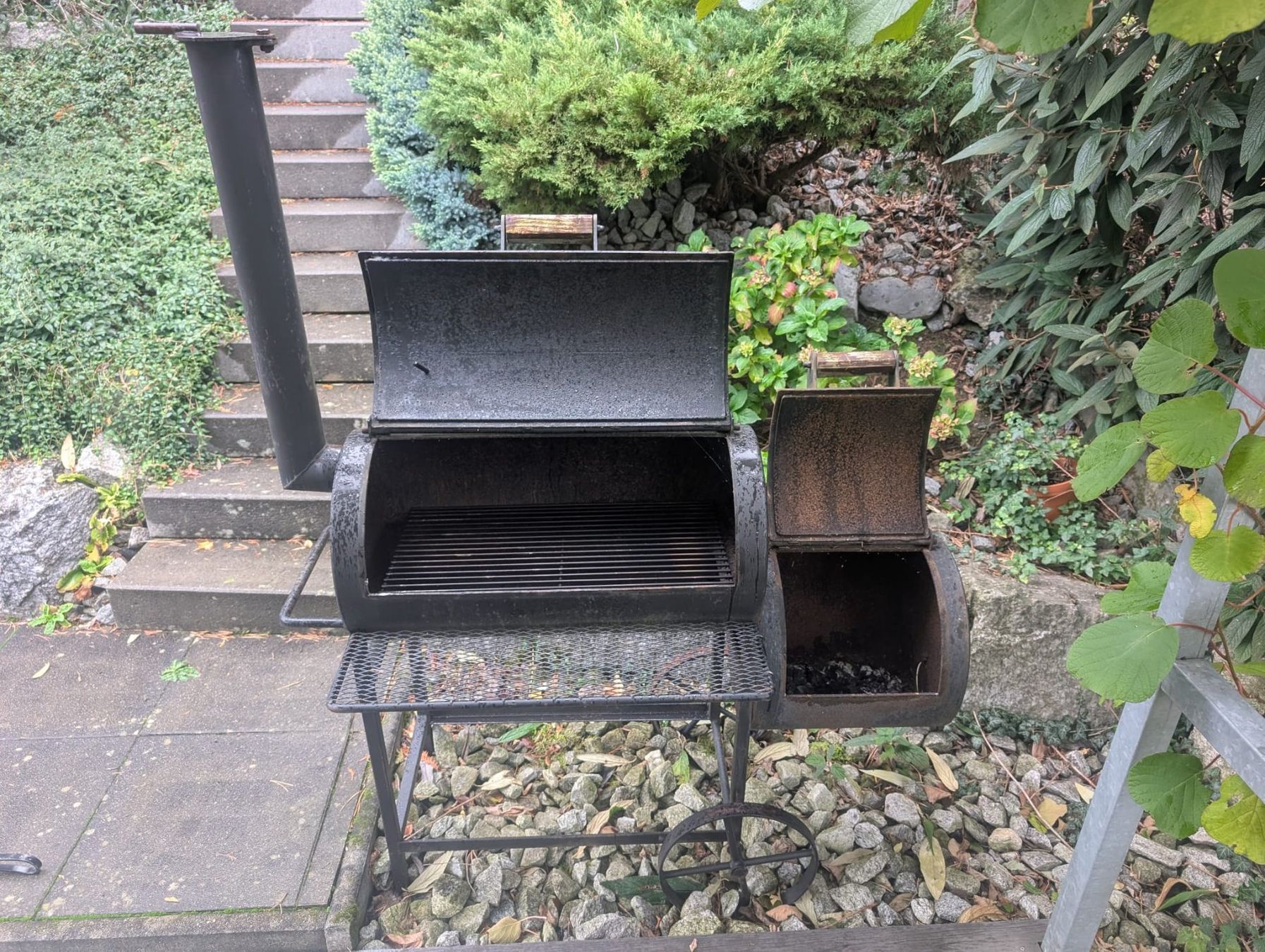 Griglie: Smoker – Usato da Egliswil venduto da Davester 2