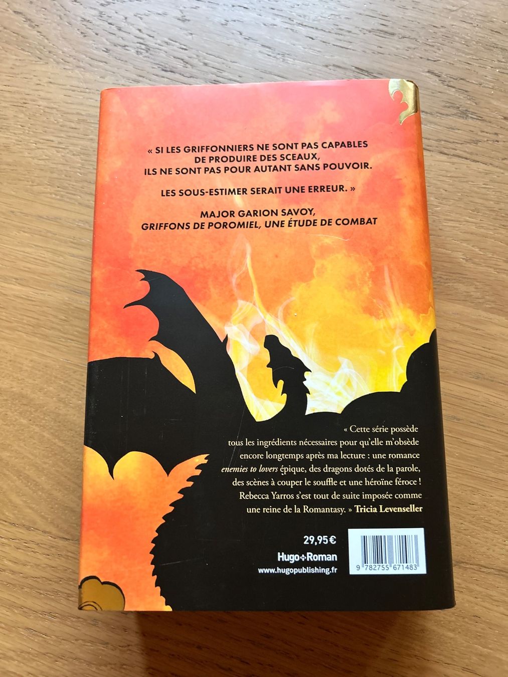 Libri: Livre relié Iron Flame 2 édition spéciale – Nuovo (secondo la descrizione) da Lausanne venduto da noh_gt5x 4