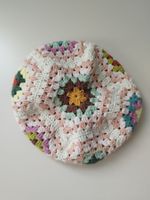 Béret crocheté coloré fait main - Accessoire d'hiver!