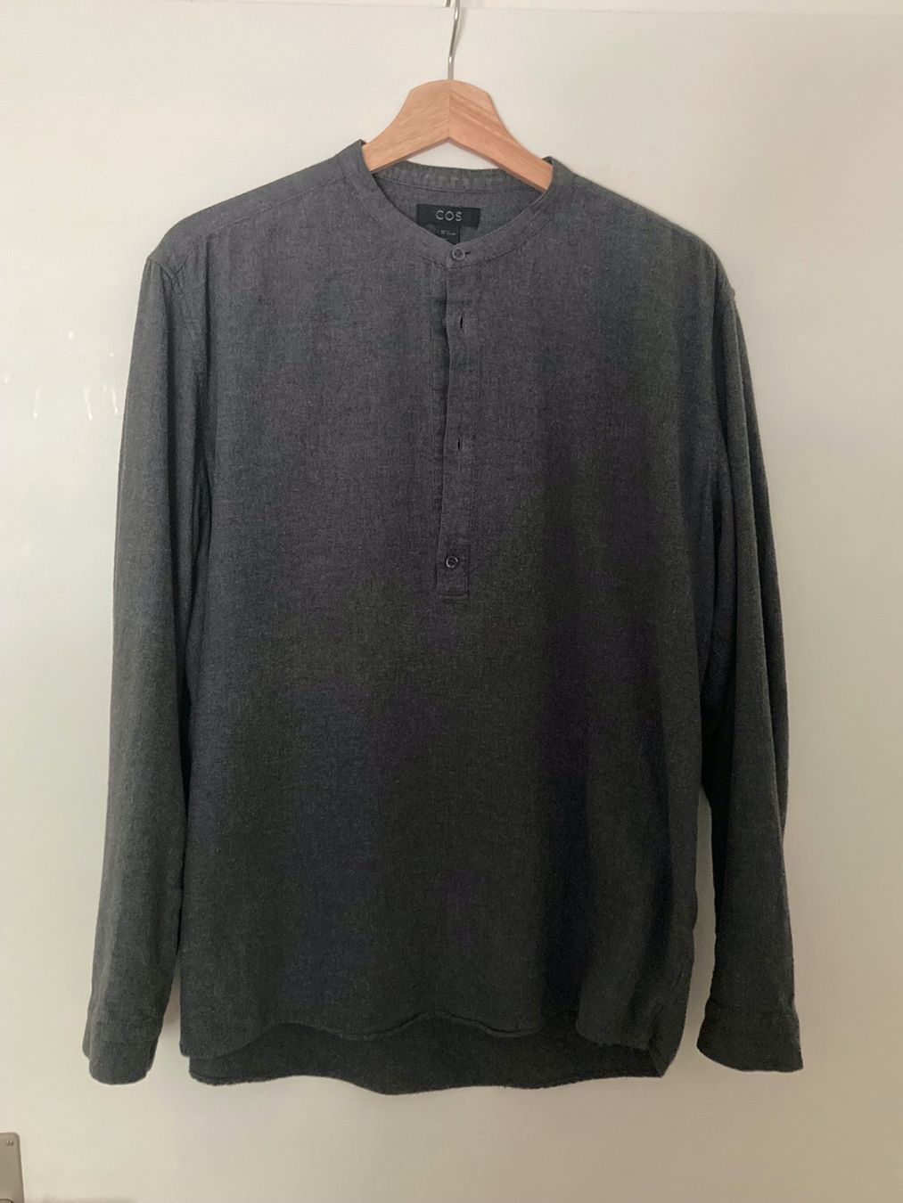 Cos Camicie: COS shirt 100% Baumwolle – Usato da Zuerich venduto da A.Snd.C