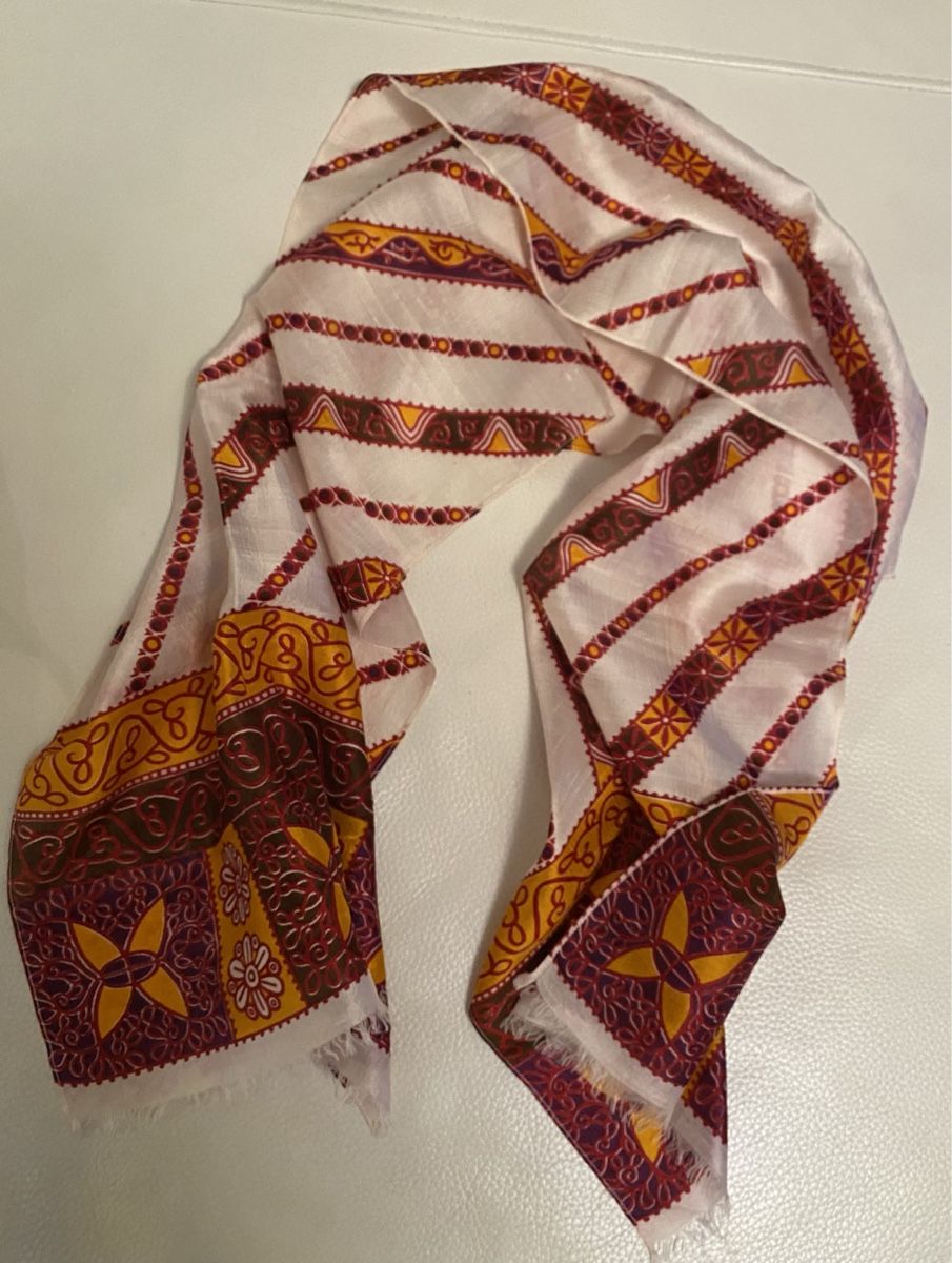Foulard & Sciarpe: Seiden Schal 🌸 – Usato da Opfikon venduto da Luis144 3