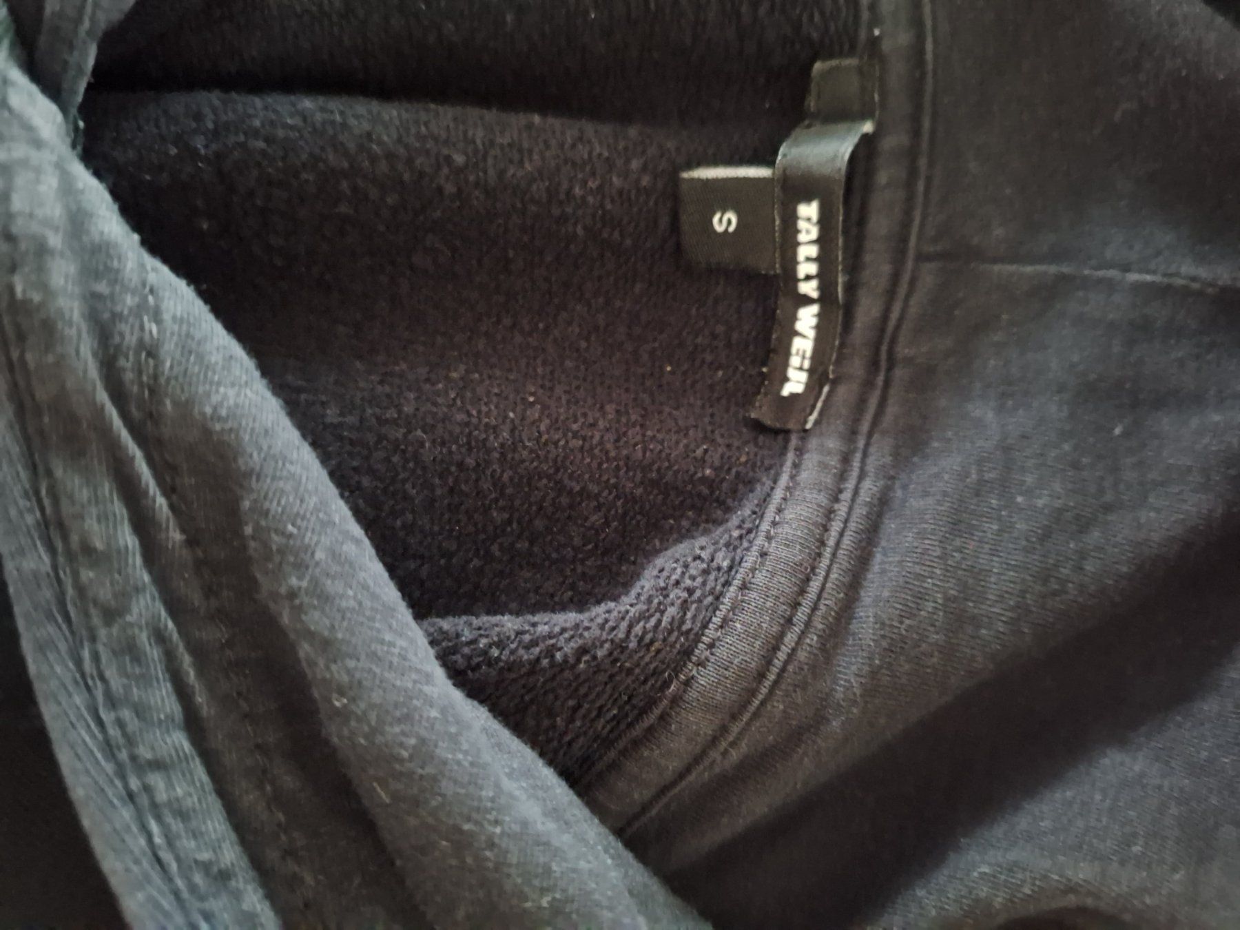 Maglioni & Felpe: Schwarzer Tally Weijl Hoodie, S – Nuovo (secondo la descrizione) da Münchenstein venduto da soistes 2