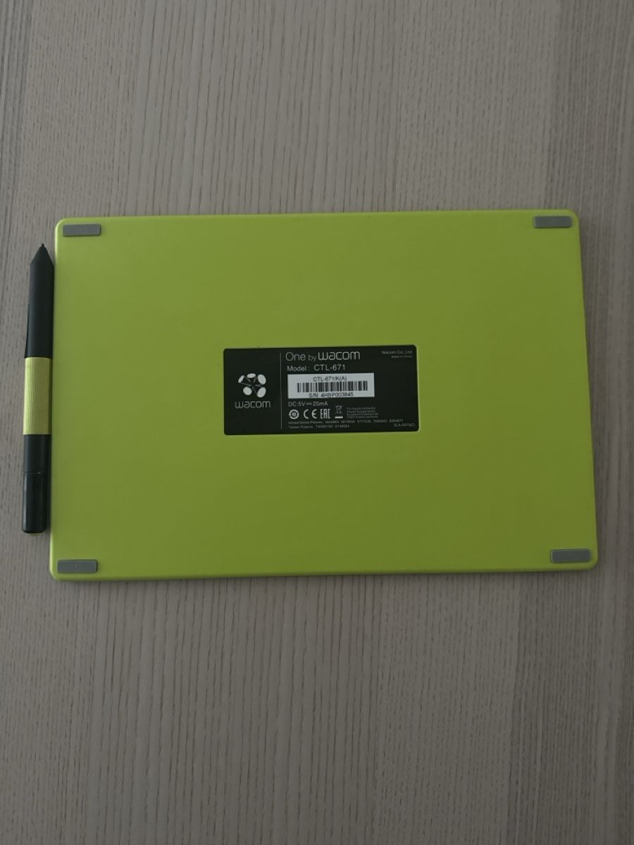Wacom Tablet PC: Tablette graphique Wacom One CTL-671 avec stylet inclus – Usato da Saxon venduto da Diboyzz 1