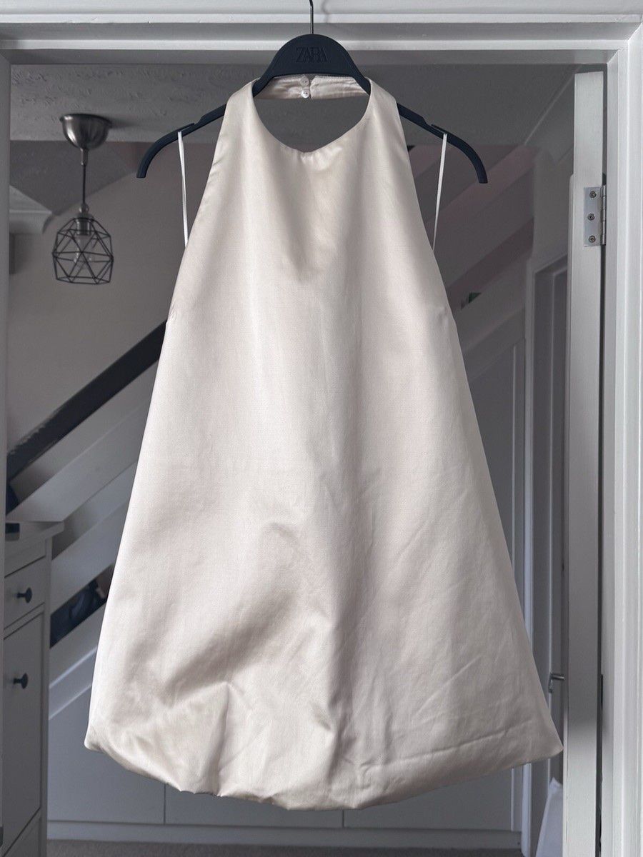 Zara Kleider: Zara Satin-Minikleid  – Neu (gemäss Beschreibung) aus Däniken SO von tin_9g9h 4