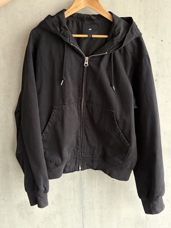 H&M Kapuzenjacke schwarz Reissverschluss Grösse M