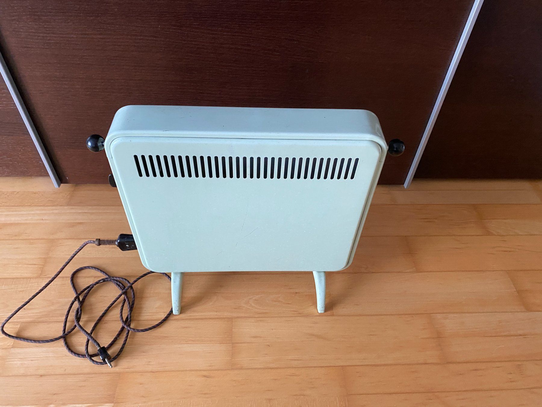 Radiatori: Antiker, elektrischer Wärmer – Usato da Gümligen venduto da Vicky2 1