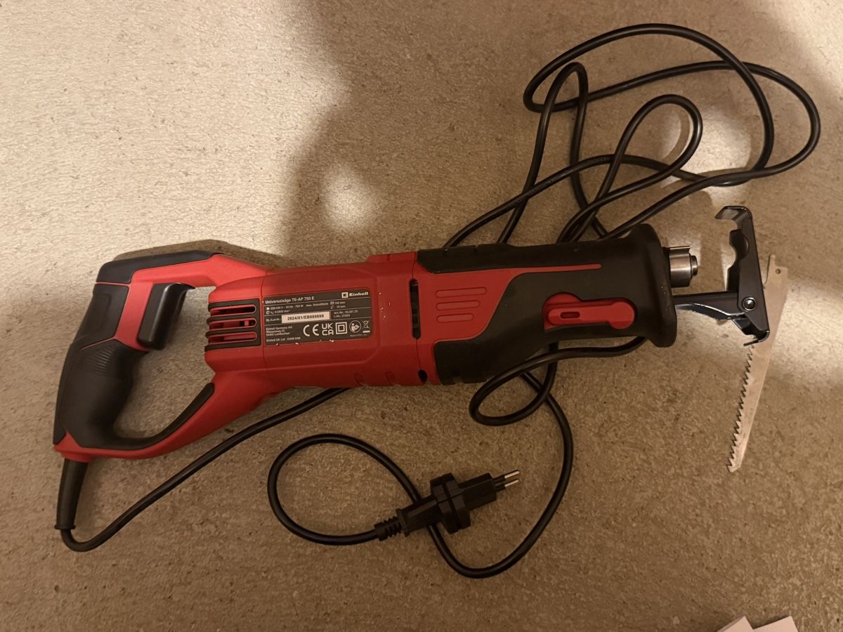 Einhell Scies: Einhell Stichsaege TE-AP 750 E  – D'occasion à Dällikon par NazmiB 1