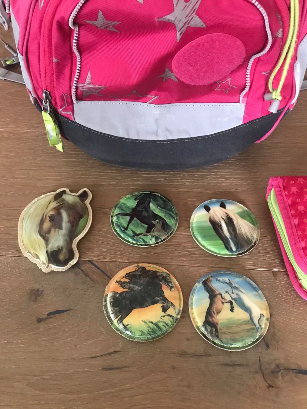 Allestimento di negozi e stand fieristici: Schulthek Ergobag mit Zubehör – Usato da Affoltern am Albis venduto da variablend 1