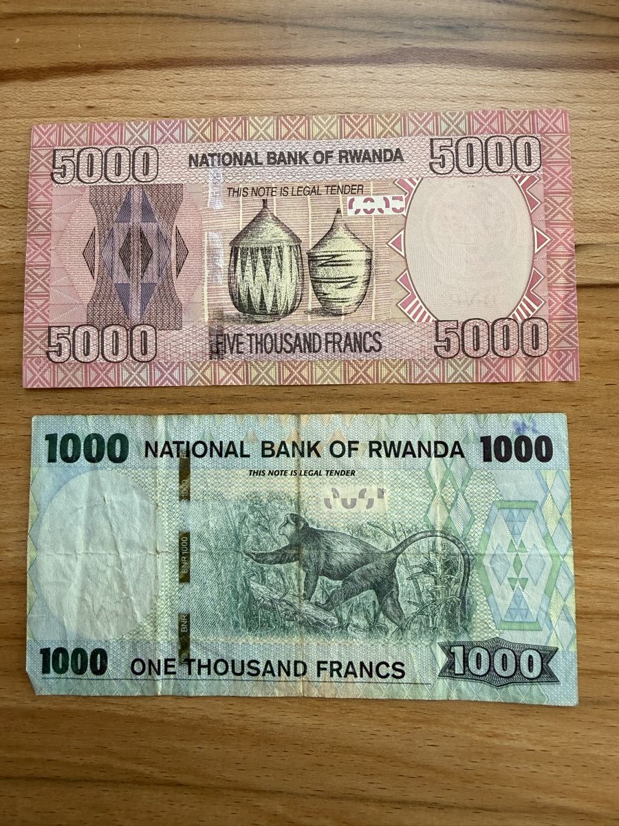 Banconote: Banknoten aus Ruanda – Usato da Grenchen venduto da Bastet007 1